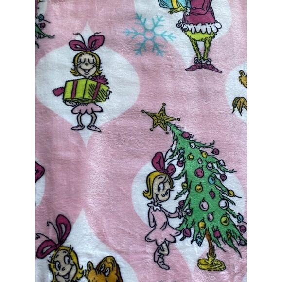 Dr. Seuss The Grinch  Max Cindy Lou Pink Throw Blanket Christmas 50 X 70" NEW - Picture 15 of 16